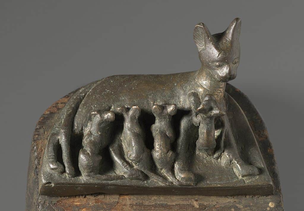 Cat With Kittens ca664-30 BCE By Late Period-Ptolemaic Period Egypt (Brooklyn Museum) via Wikimedia Commons
